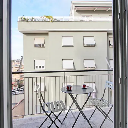Design Monteverde Flat Jenner 70 Roma