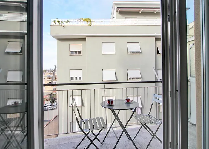 Design Monteverde Flat Jenner 70 Ρώμη